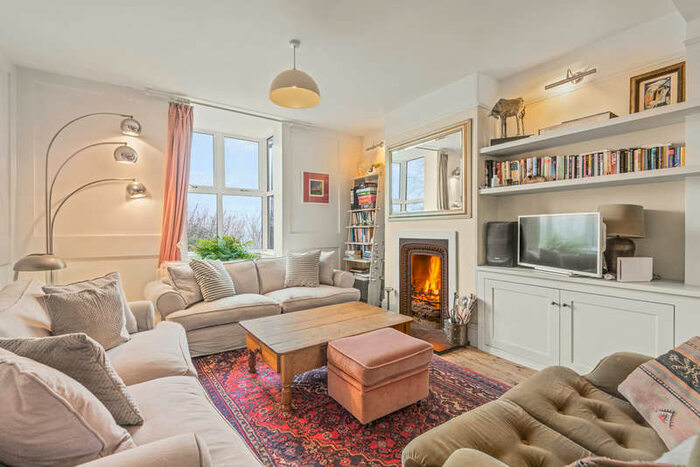 4 Bedroom Terraced House For Sale In Alvington Terrace, Kingsbridge, TQ7