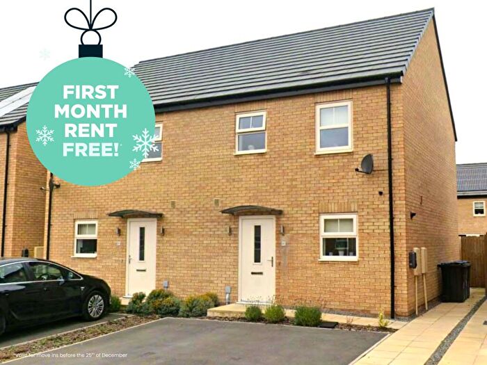 3 Bedroom Semi Detached House To Rent In Hutton Grove, Hull, East Riding Of Yorkshire, HU9