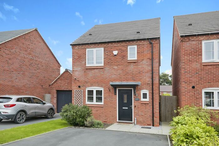 3 Bedroom Detached House For Sale In Blackthorn Close, Brailsford, Ashbourne, Derbyshire, DE6