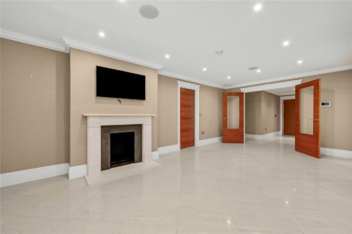 2 Bedroom Apartment To Rent In The Villiers, Gower Road, Weybridge, Surrey, KT13