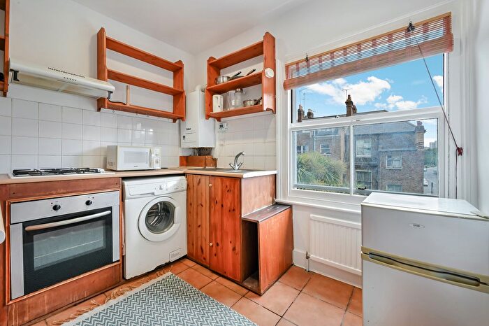 1 Bedroom Flat To Rent In St. Stephens Avenue, W12