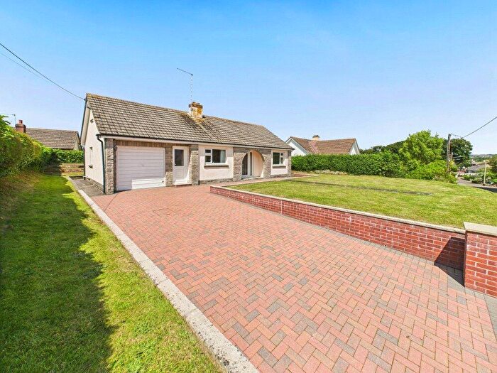 2 Bedroom Bungalow For Sale In Marhamchurch, Bude, EX23