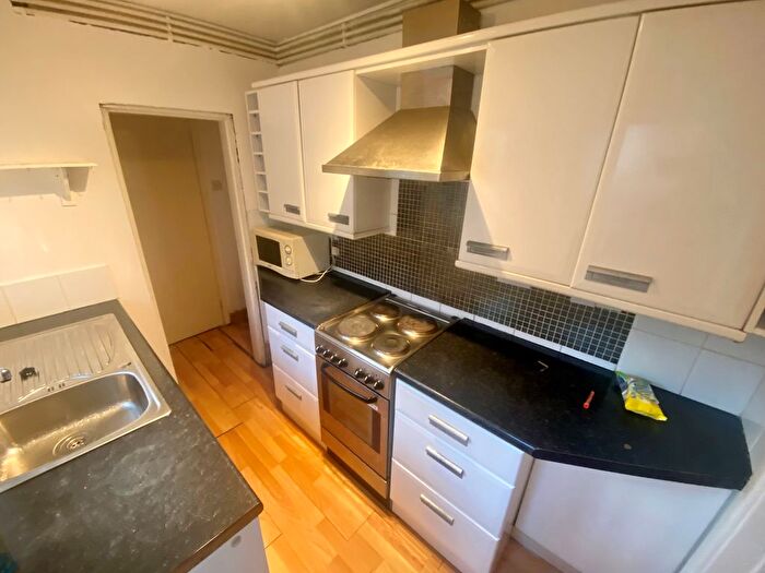 2 Bedroom Terraced House To Rent In St. Cuthberts Road, Nottingham, NG3