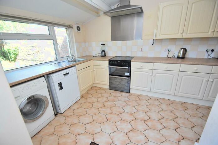 3 Bedroom House To Rent In Cosmeston Street, Cathays, Cardiff, CF24