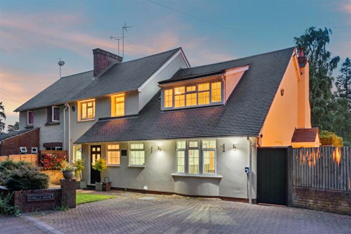 3 Bedroom Semi-Detached House For Sale In Sandy Lane, Leighton Buzzard, Bedfordshire, LU7