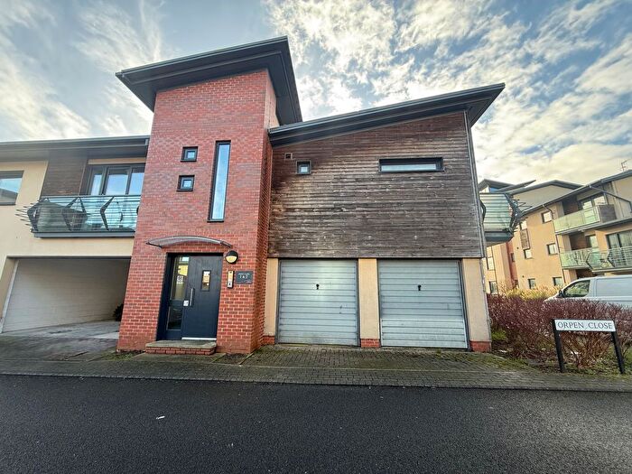 2 Bedroom Flat To Rent In Orpen Close, Swindon, SN3