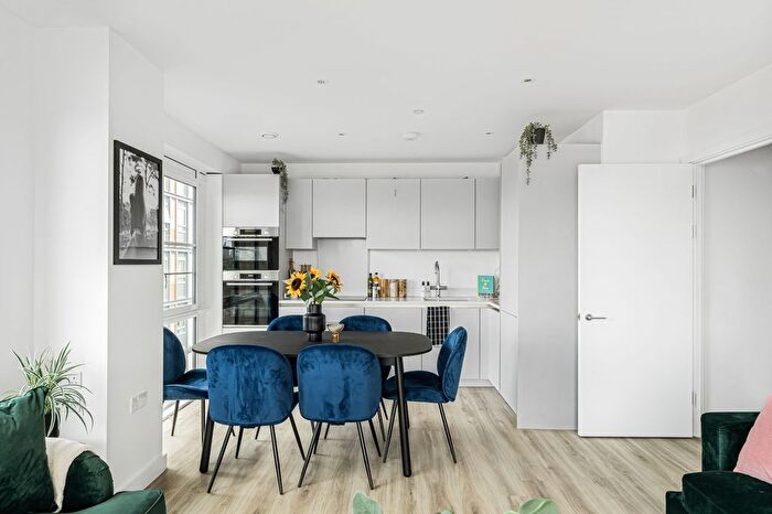 2 Bedroom Flat For Sale In Corner Place, - Herald Street, E2