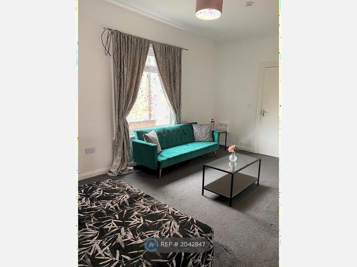 Studio To Rent In Argyle Square, Sunderland, SR2