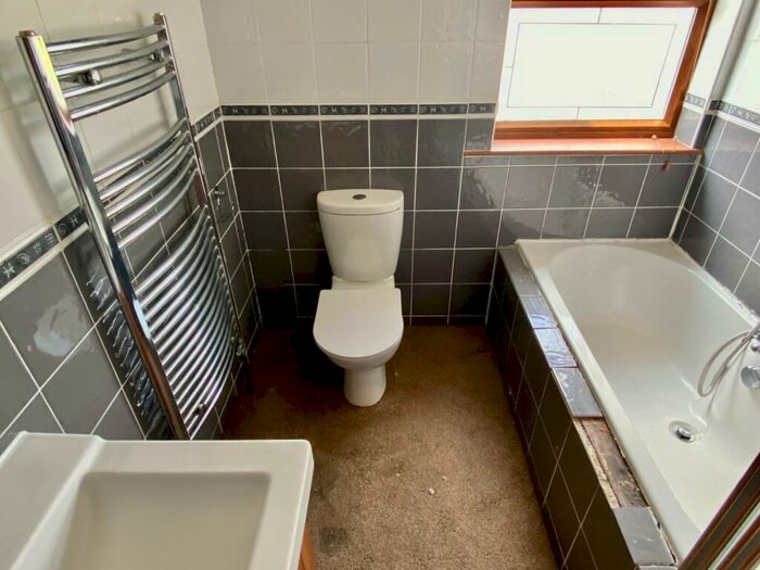 3 Bedroom Terraced House For Sale In Providence Street, Scholes, Cleckheaton, BD19
