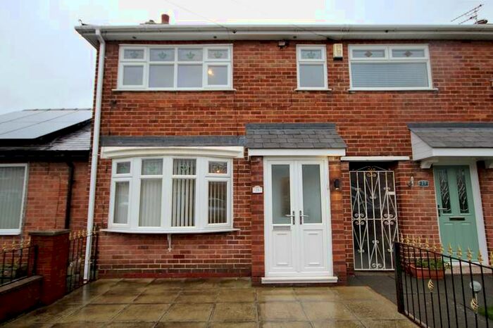 2 Bedroom Property To Rent In Ambleside Crescent, Warrington, WA2