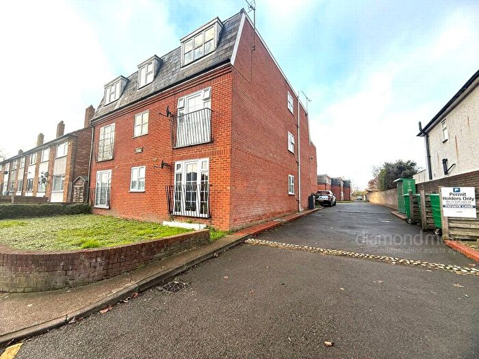 1 Bedroom Flat To Rent In Forge Close, Harlington, UB3