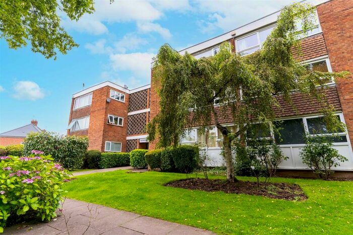 1 Bedroom Flat To Rent In Blossomfield Close, Birmingham, B38