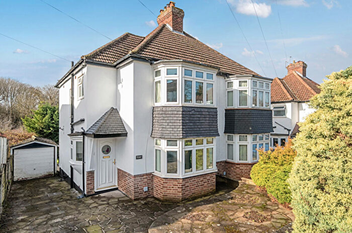 3 Bedroom Semi Detached House For Sale In Warren Drive, Orpington, Kent, BR6