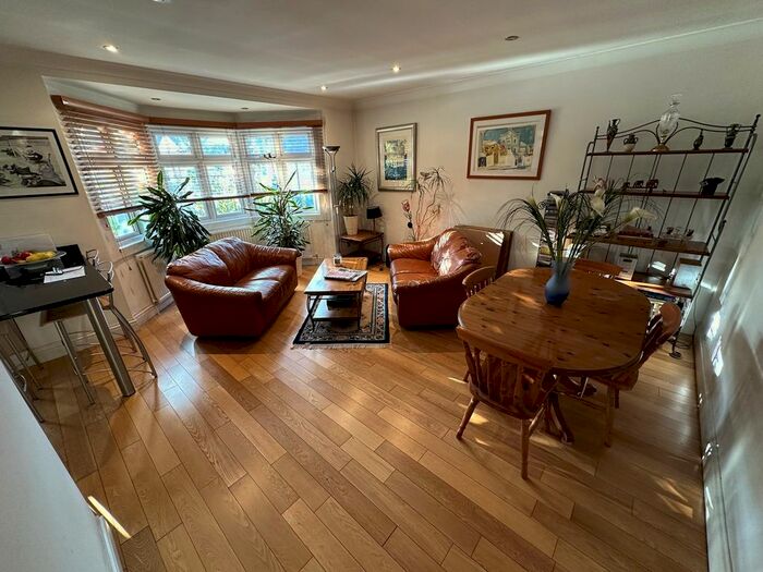 1 Bedroom Flat To Rent In St Marys Road, London, NW11