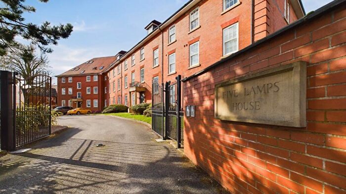 3 Bedroom Flat For Sale In Five Lamps House, Belper Road, Derby, Derbyshire, DE1