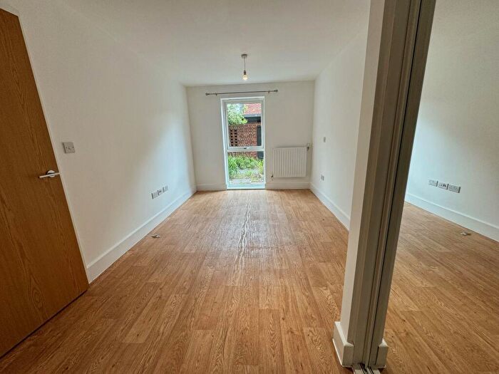 2 Bedroom Apartment To Rent In Ardent House, Centenary Quay, Woolston, SO19