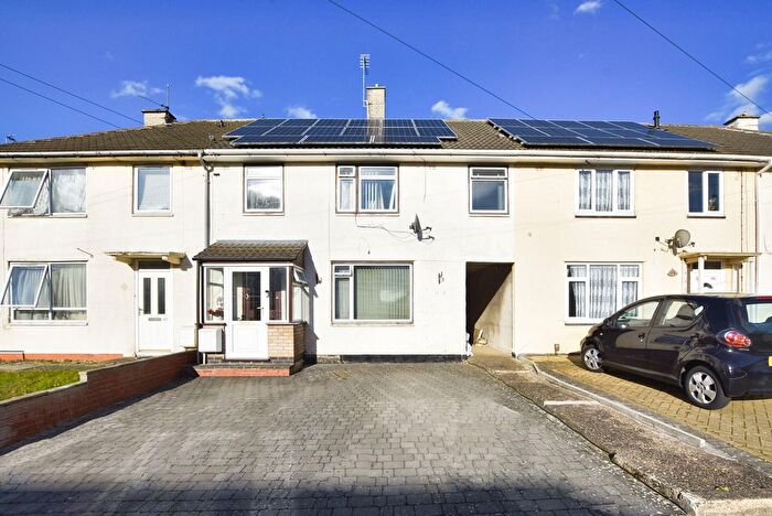 4 Bedroom Terraced House For Sale In Hextall Road, Evington, Leicester, LE5