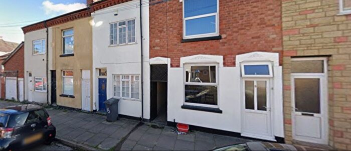 2 Bedroom Terraced House To Rent In Rowan Street, Leicester, LE3