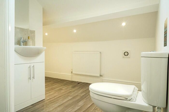 4 Bedroom Flat To Rent In Mount Street, Lincoln, LN1