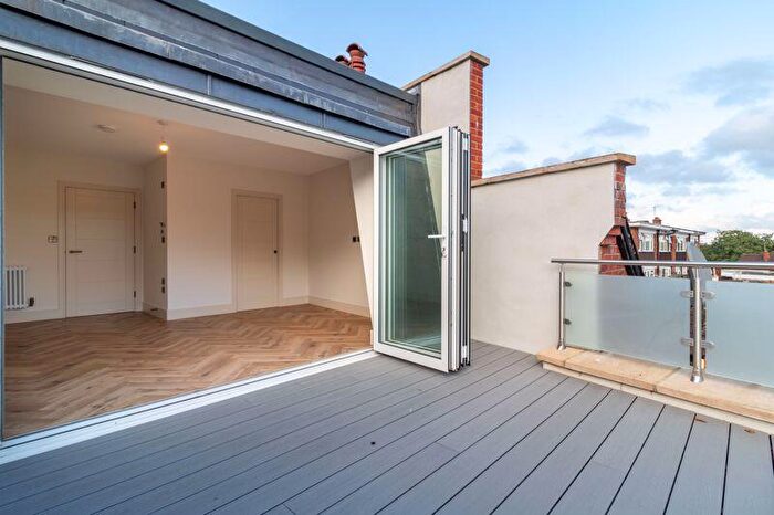 2 Bedroom Penthouse For Sale In The Green, Warlingham, CR6