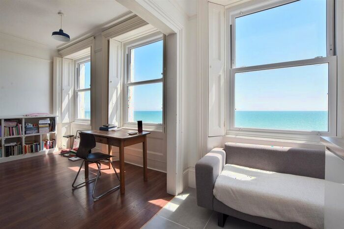 1 Bedroom Flat To Rent In Marina, St. Leonards-On-Sea, TN38