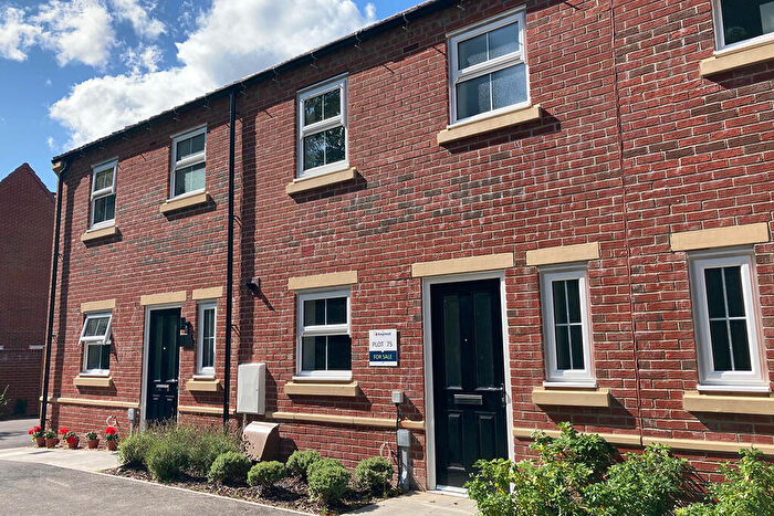 3 Bedroom Terraced House For Sale In Moorgate, Rotherham, S60