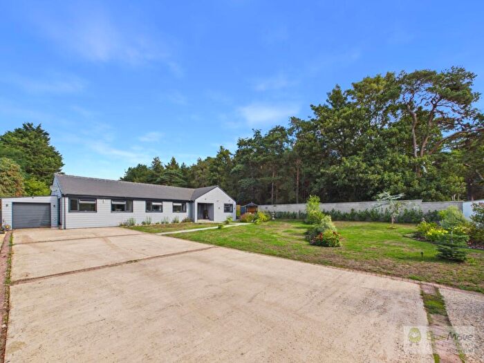 4 Bedroom Detached Bungalow For Sale In Broom Road, Lakenheath, IP27