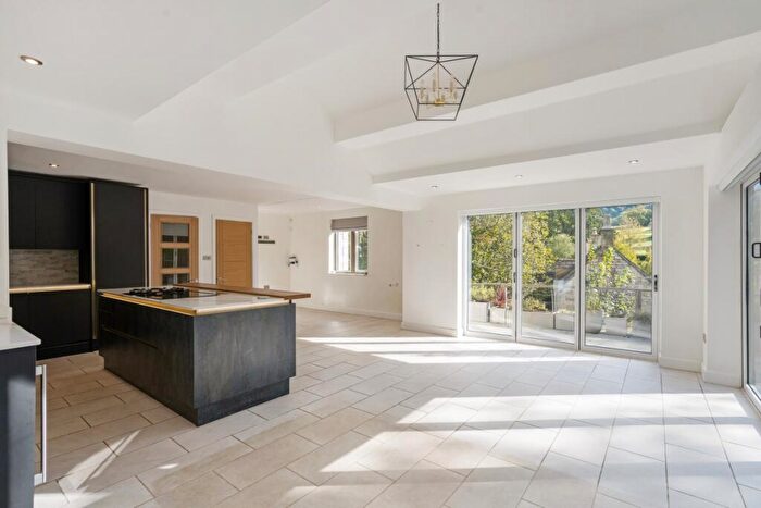 4 Bedroom Detached House To Rent In Kings Mill Lane Stroud, GL6