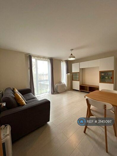 1 Bedroom Flat To Rent In Conrad Court, London, NW9