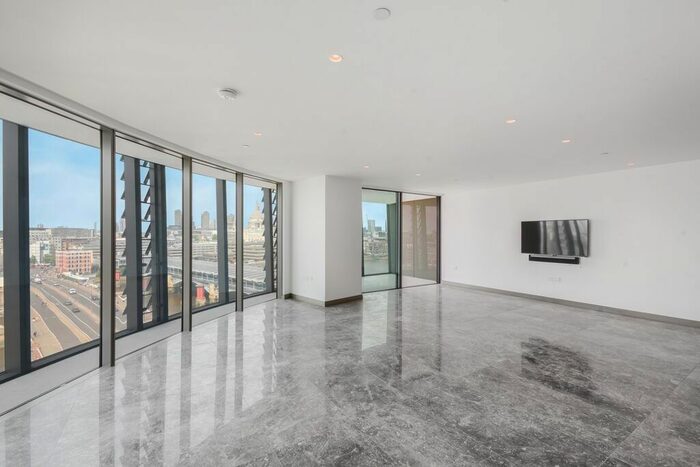 2 Bedroom Flat To Rent In Blackfriars Road, London, SE1