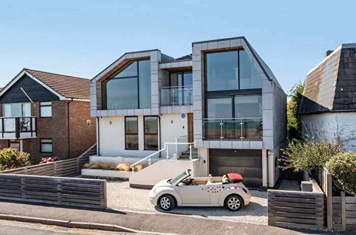 6 Bedroom Detached House For Sale In East Beach Road, Selsey, PO20