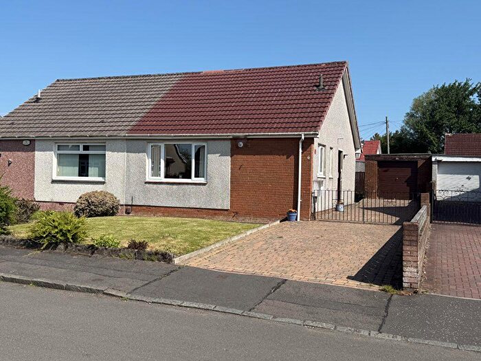 2 Bedroom Semi-Detached Bungalow For Sale In Banff Avenue, Airdrie, ML6