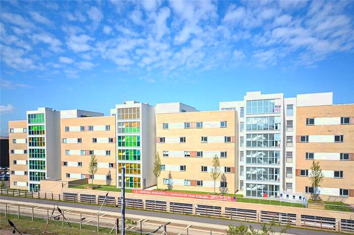 2 Bedroom Flat To Rent In Glenalmond Avenue, Cambridge, CB2