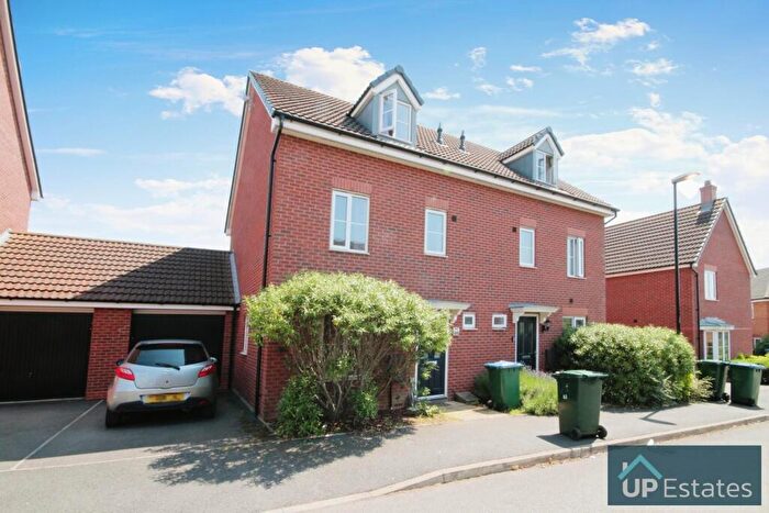 4 Bedroom Semi-Detached House To Rent In Shropshire Drive, Coventry, CV3