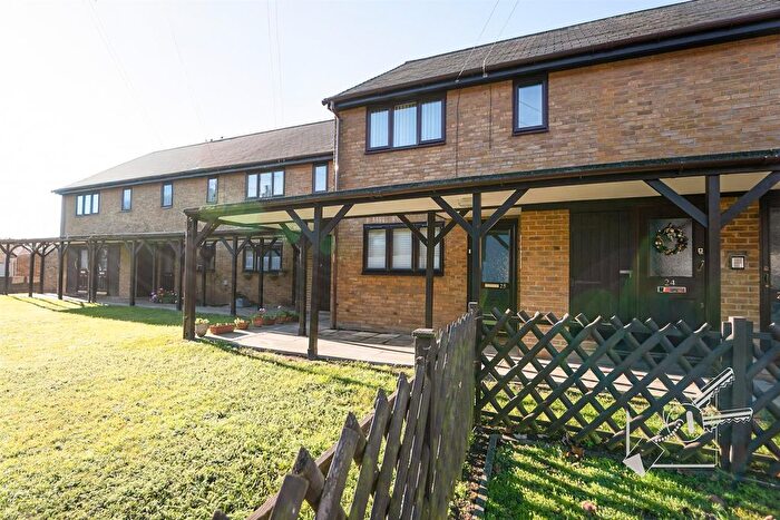 1 Bedroom Property For Sale In Pilots Place, Gravesend, DA12