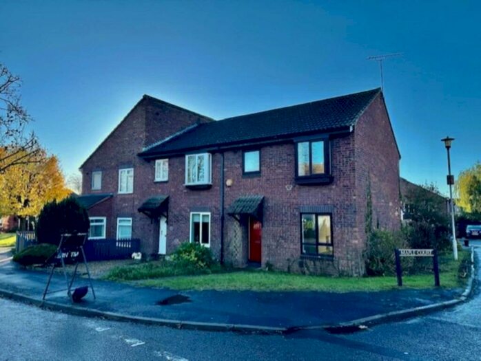 3 Bedroom End Of Terrace House To Rent In Stonebridge Drive, Frome, BA11