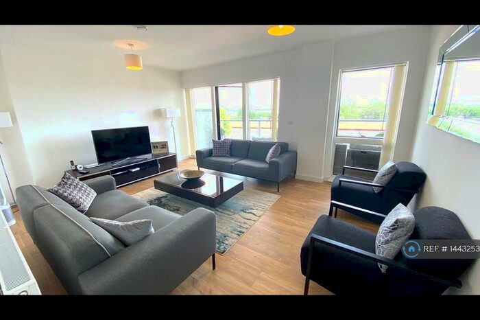 4 Bedroom Flat To Rent In Bawley Court, London, E16