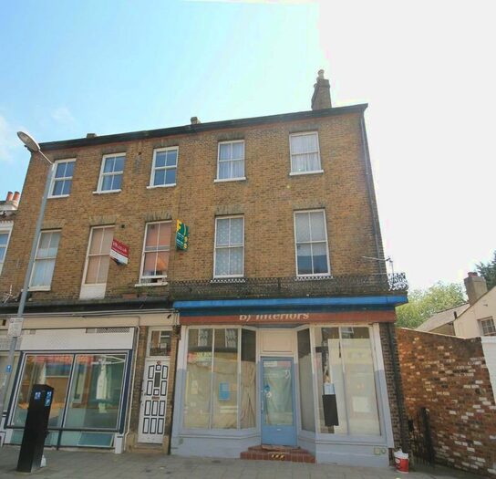 1 Bedroom Studio To Rent In Berrylands Road, Berrylands, Surbiton, KT5