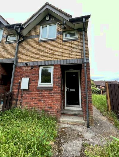 1 Bedroom Semi-Detached House To Rent In Stonecliffe Walk, Sheffield, S2