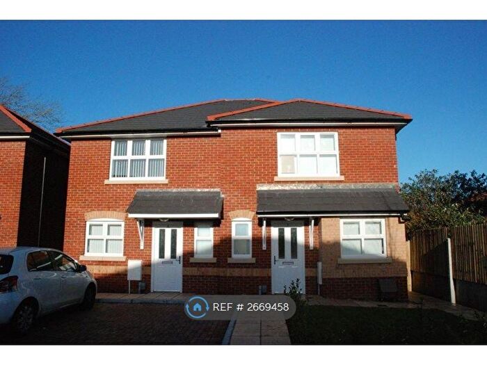 4 Bedroom Semi-detached House To Rent In George Close, Bournemouth, BH10