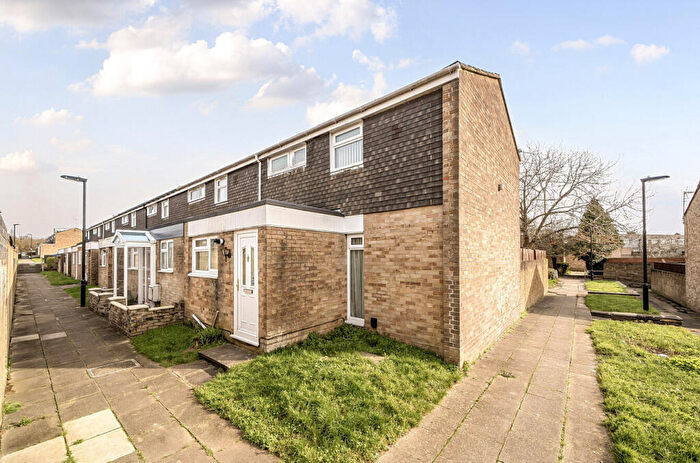 2 Bedroom House For Sale In Guernsey Close, Southampton, Hampshire, SO16