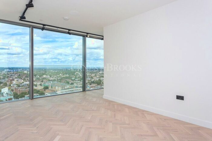 2 Bedroom Apartment To Rent In Valencia Tower, Bollinder Place, Old Street, EC1V