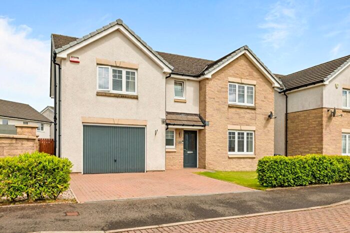 5 Bedroom Detached House For Sale In Eardly Court, Armadale, EH48