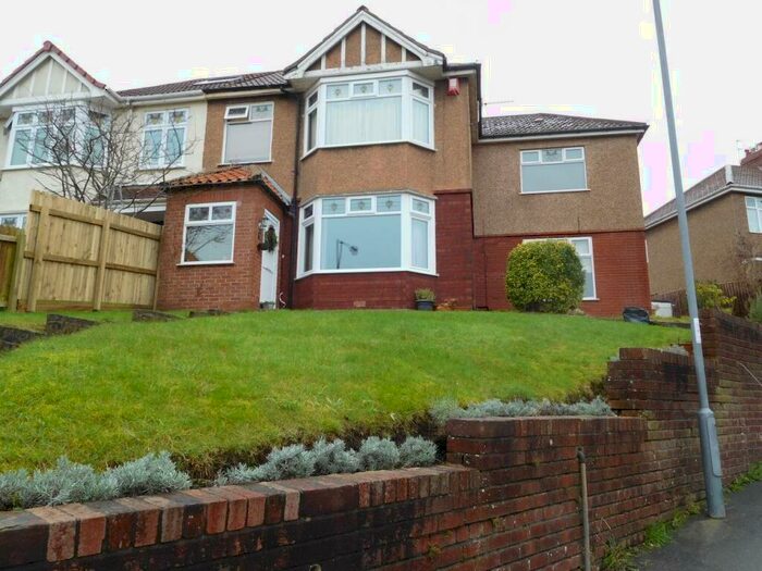 4 Bedroom Semi-Detached House To Rent In Ravenhill Avenue, Knowle, Bristol, BS3
