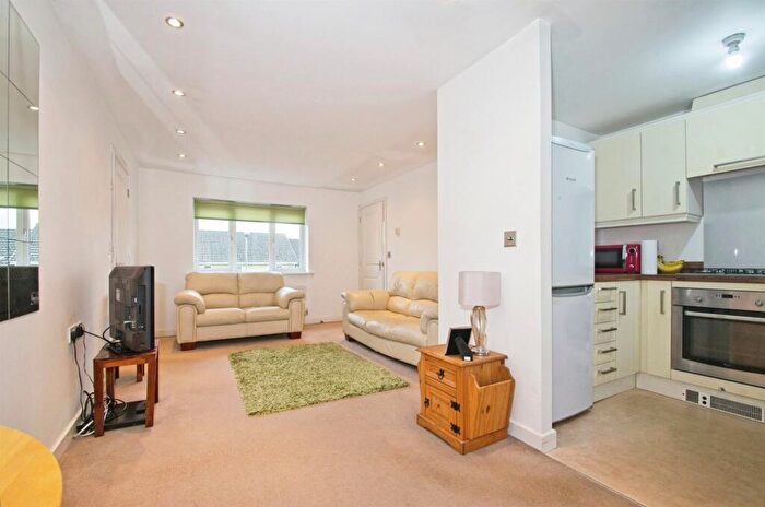 1 Bedroom Coach House For Sale In Rhodfa Brynmenyn, Sarn, Bridgend, CF32