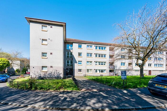 2 Bedroom Flat To Rent In Keal Avenue, Blairdardie, Glasgow, G15