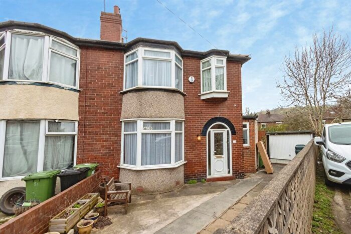 3 Bedroom Semi Detached House For Sale In William Rise, Leeds, LS15