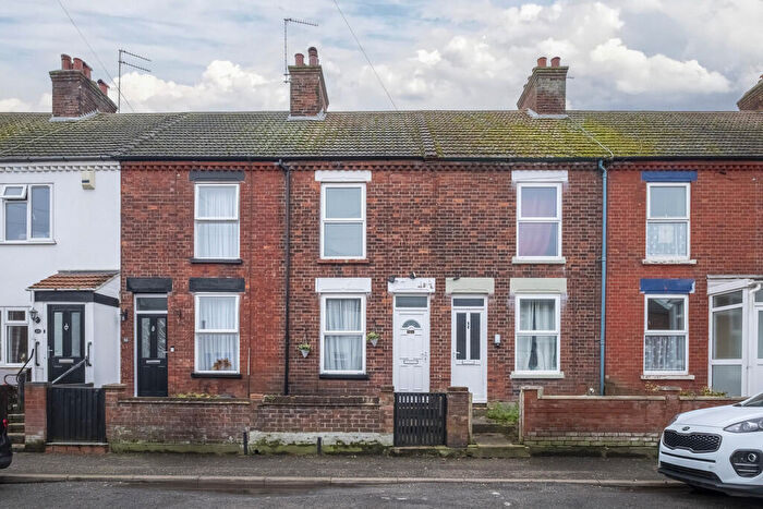 3 Bedroom Terraced House For Sale In Stanley Road, Great Yarmouth, Norfolk, NR30