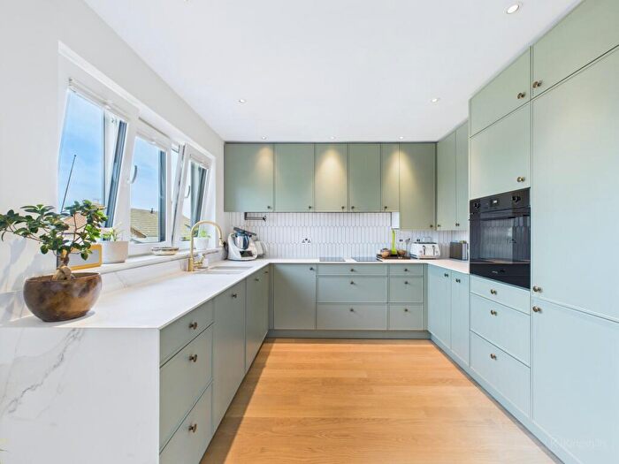 3 Bedroom Detached House To Rent In Lorraine Close, High Wycombe, Buckinghamshire, HP13