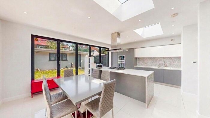 5 Bedroom Semi-Detached House To Rent In Burnley Road, London, NW10